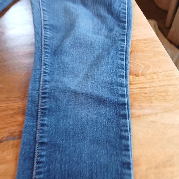 YMI Blue Skinny Jeans with Classic Style - Picture 10 of 15